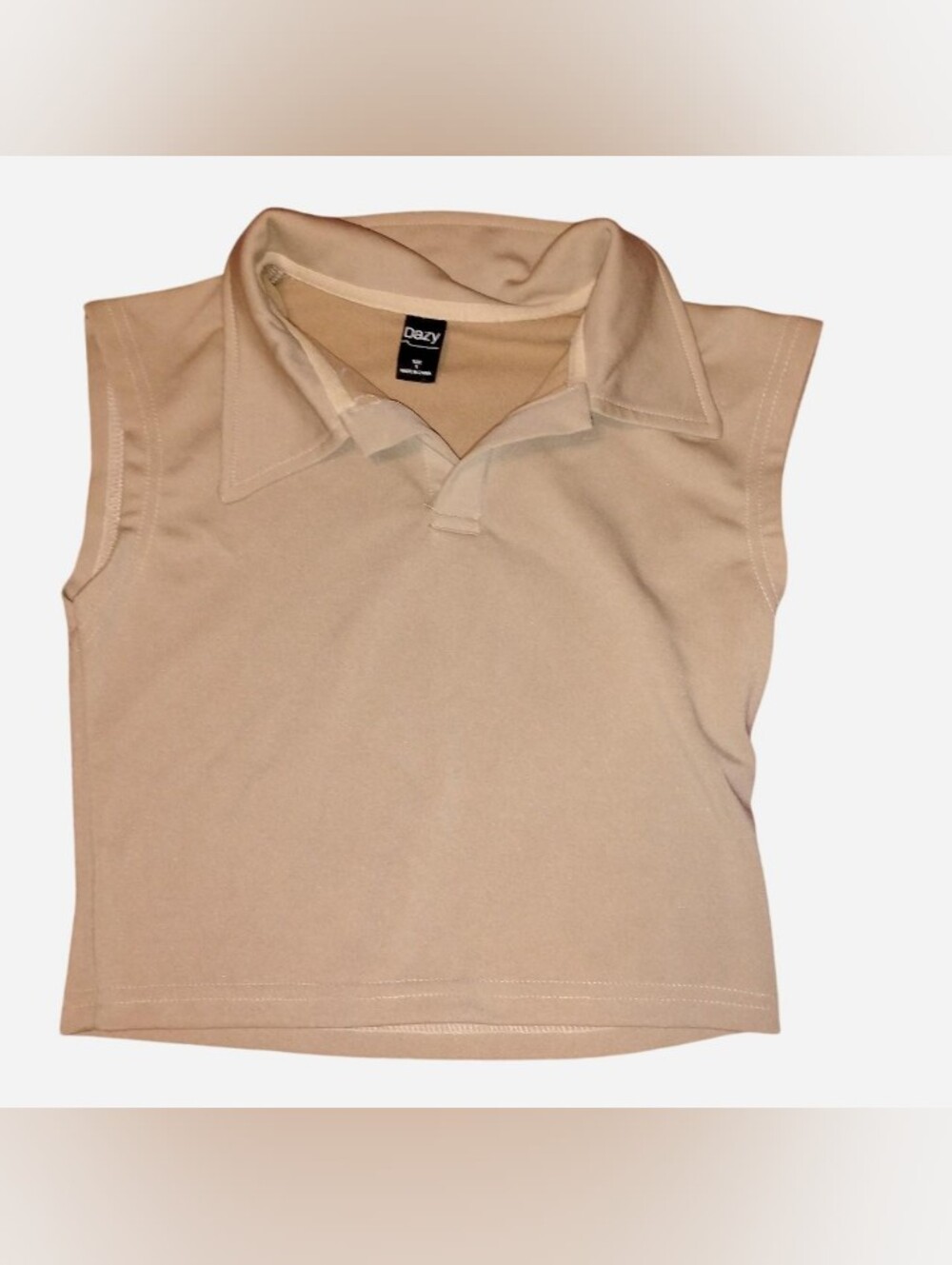 DAZY Tan Collared Sleeveless Knit Shirt, Size S